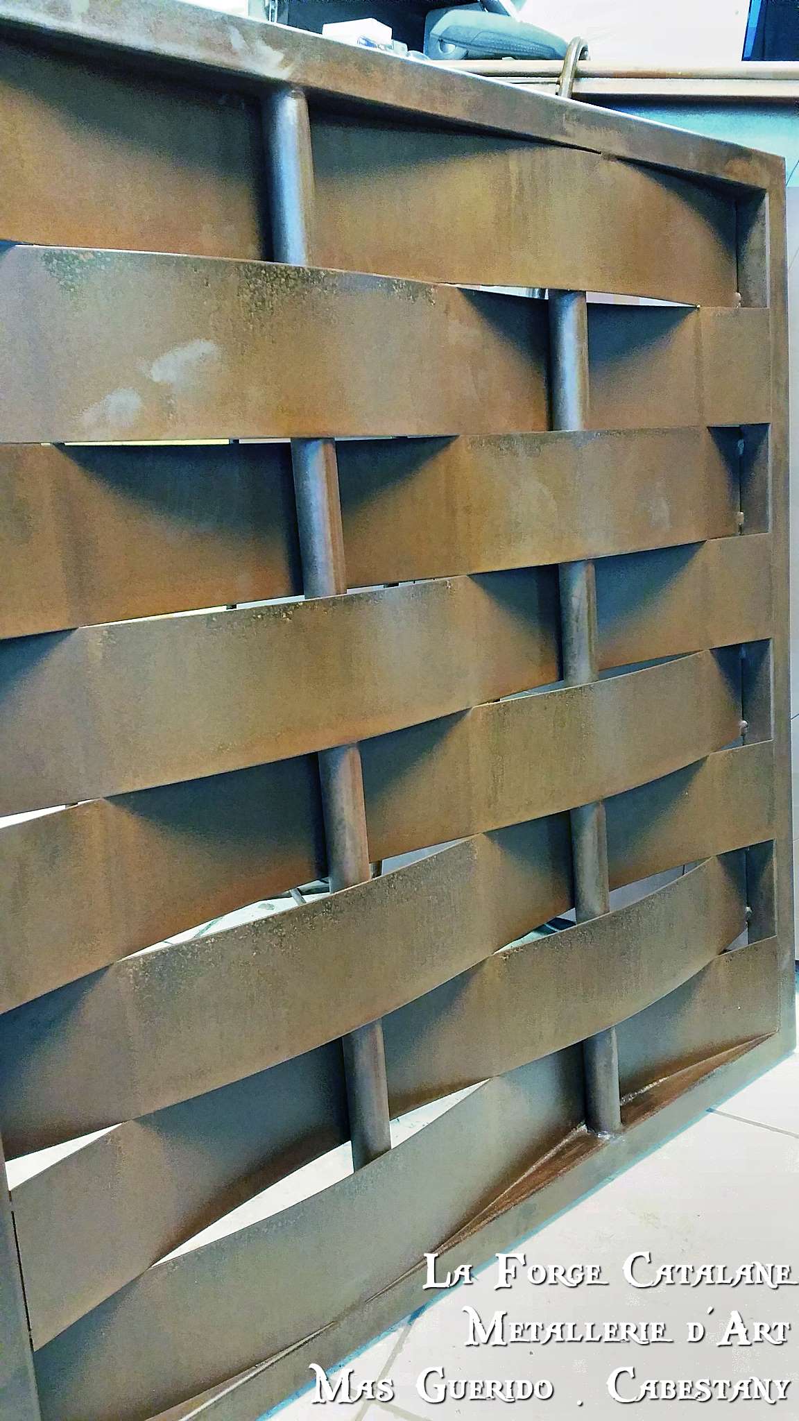 detail vannerie a tubes portail portillon cloture moderne  forge catalane.jpg